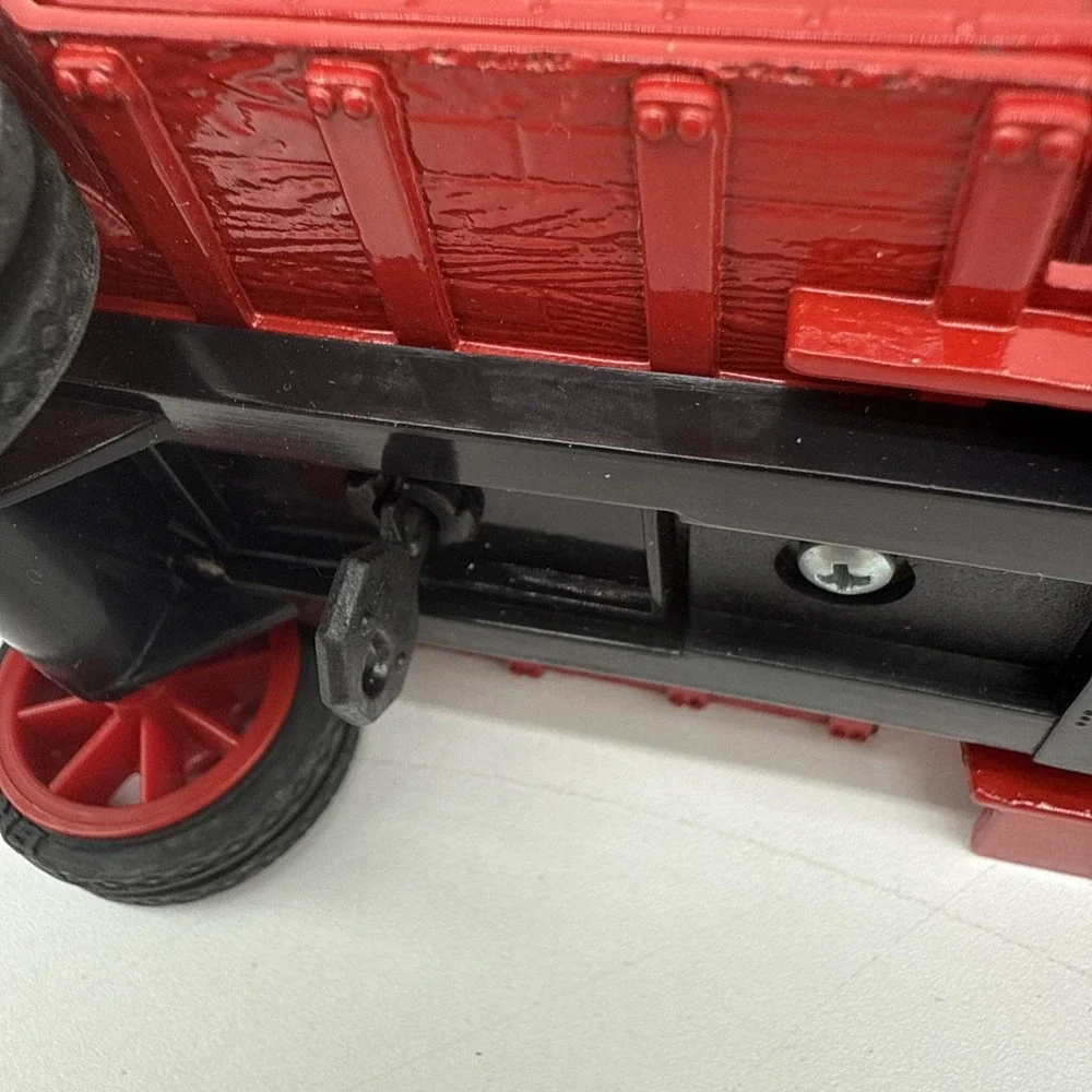 Ertl 1931 Hawkeye Kazim Temple Shrine Circus Truck Bank
